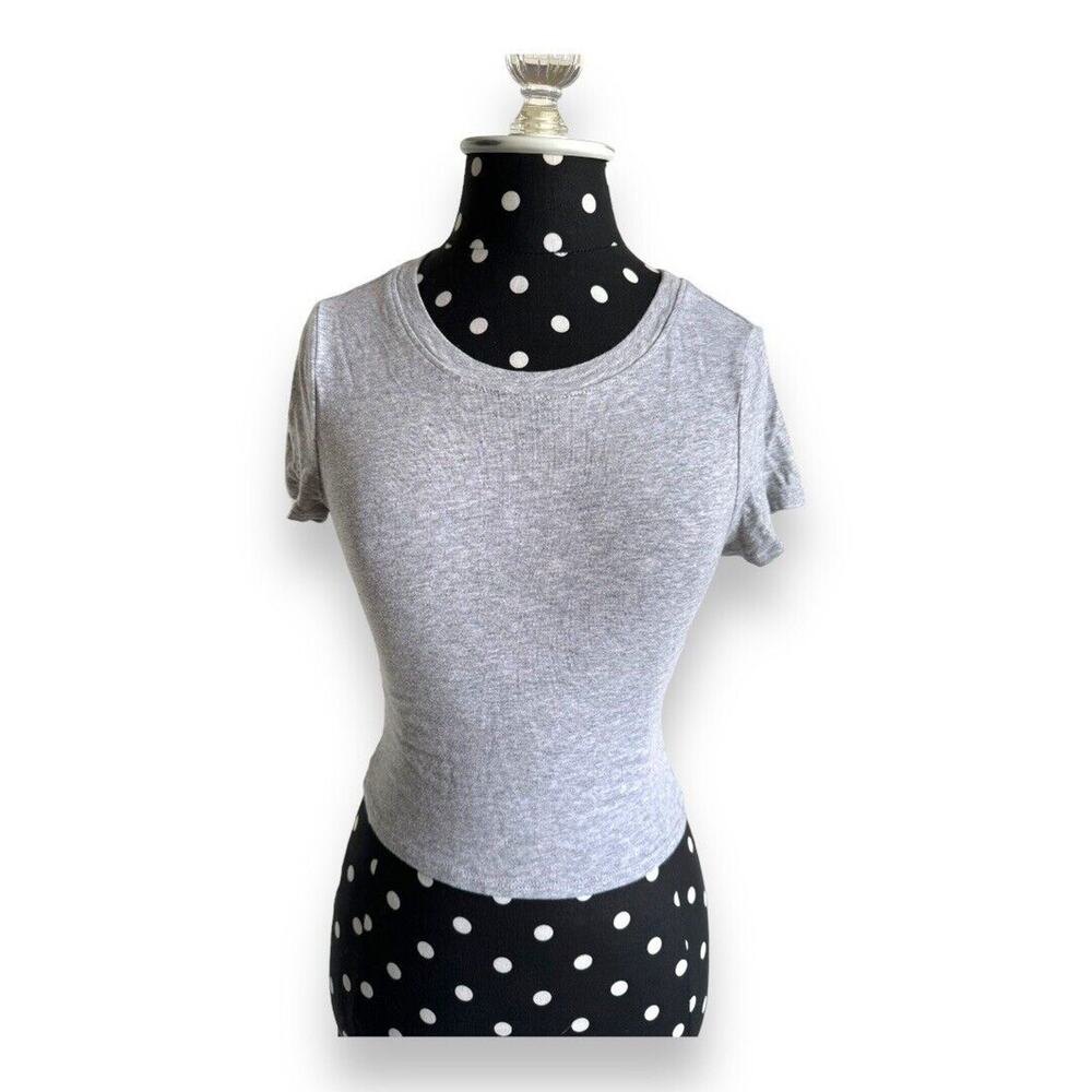 5/$35     ‎ Destined Womens Crop Top Sz S Round Neck Heather Gray Knit Tee Shirt